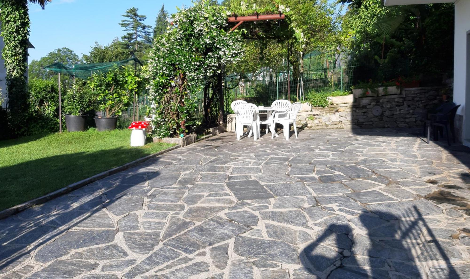 Casa Fontana Rossa Arizzano Exterior foto